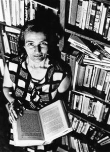 carmen biblioteca
